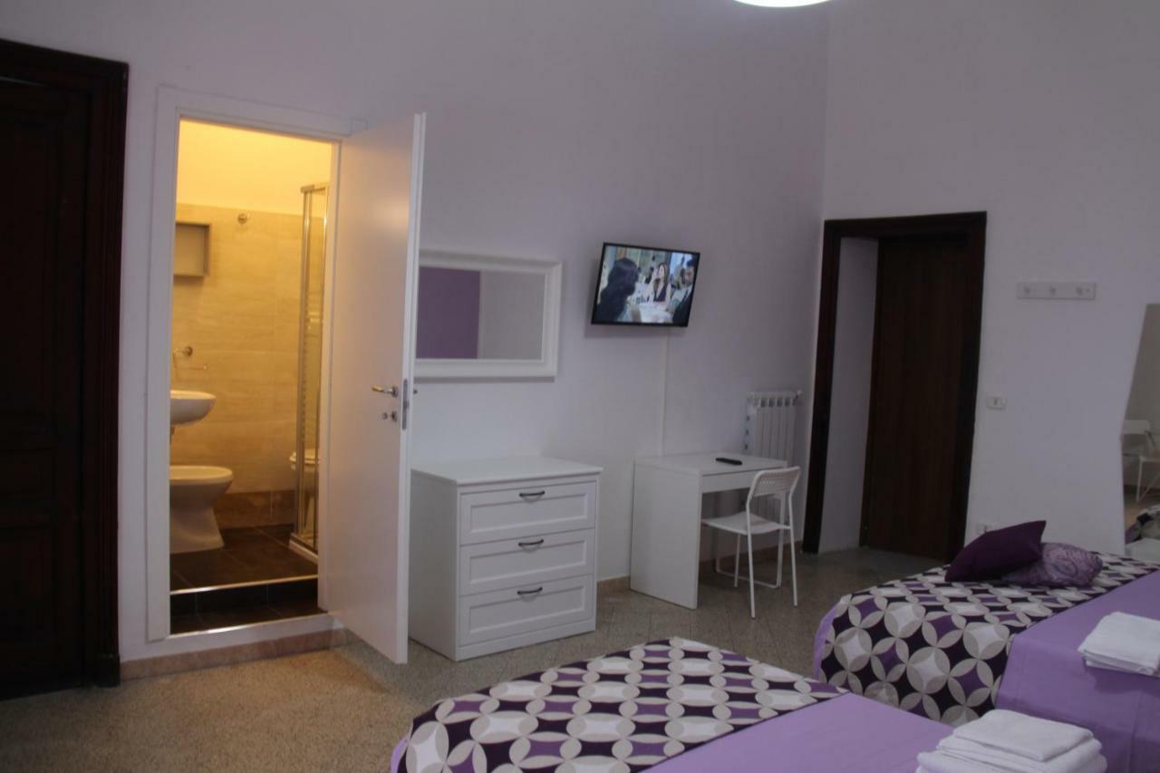 B&B Le Porte Di Napoli Exterior foto