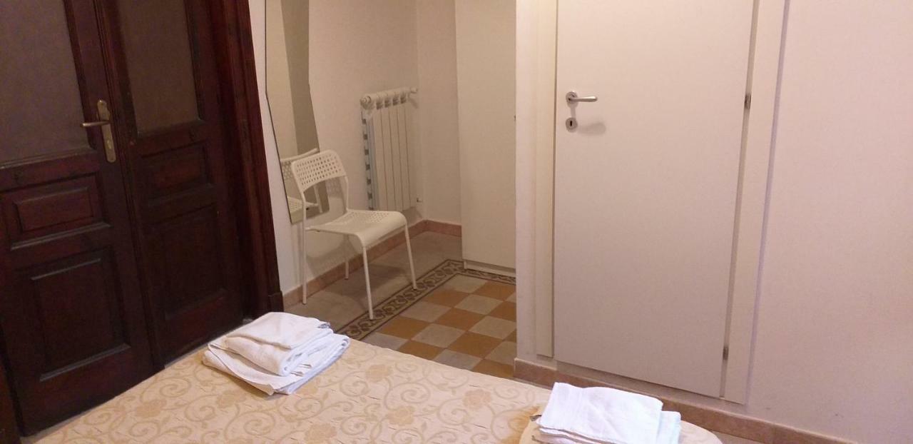 B&B Le Porte Di Napoli Exterior foto